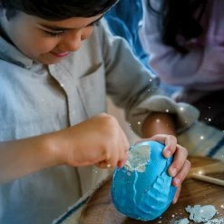 MW Dig It Up! Crack The Crate -Kids Art Supplies Store dig it up crack the crate14093635 a03