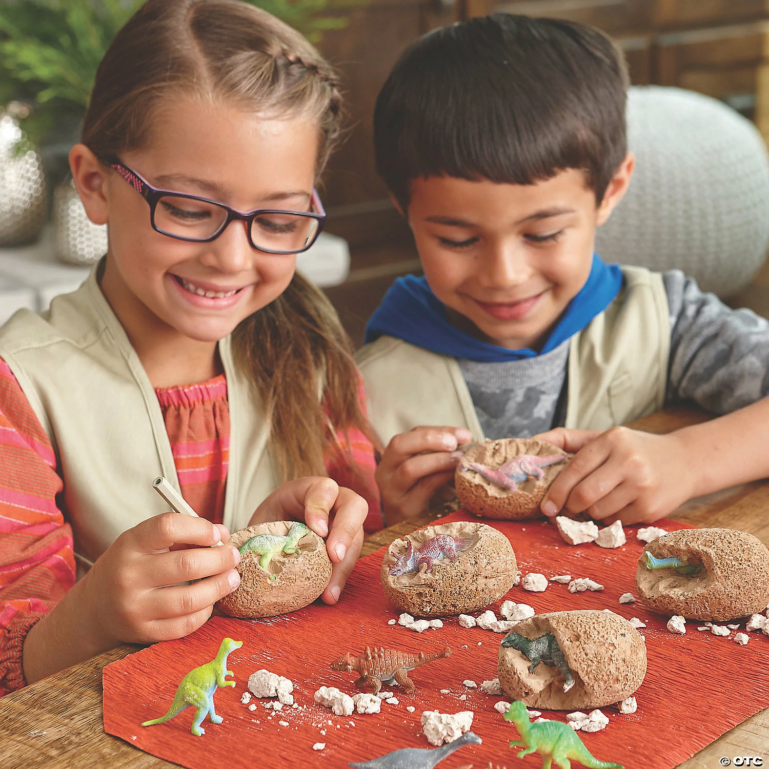 MW Dig It Up! Dinosaur Eggs With FREE Excavation Kit 4 MW Dig It Up! Dinosaur Eggs With FREE Excavation Kit - Image 2