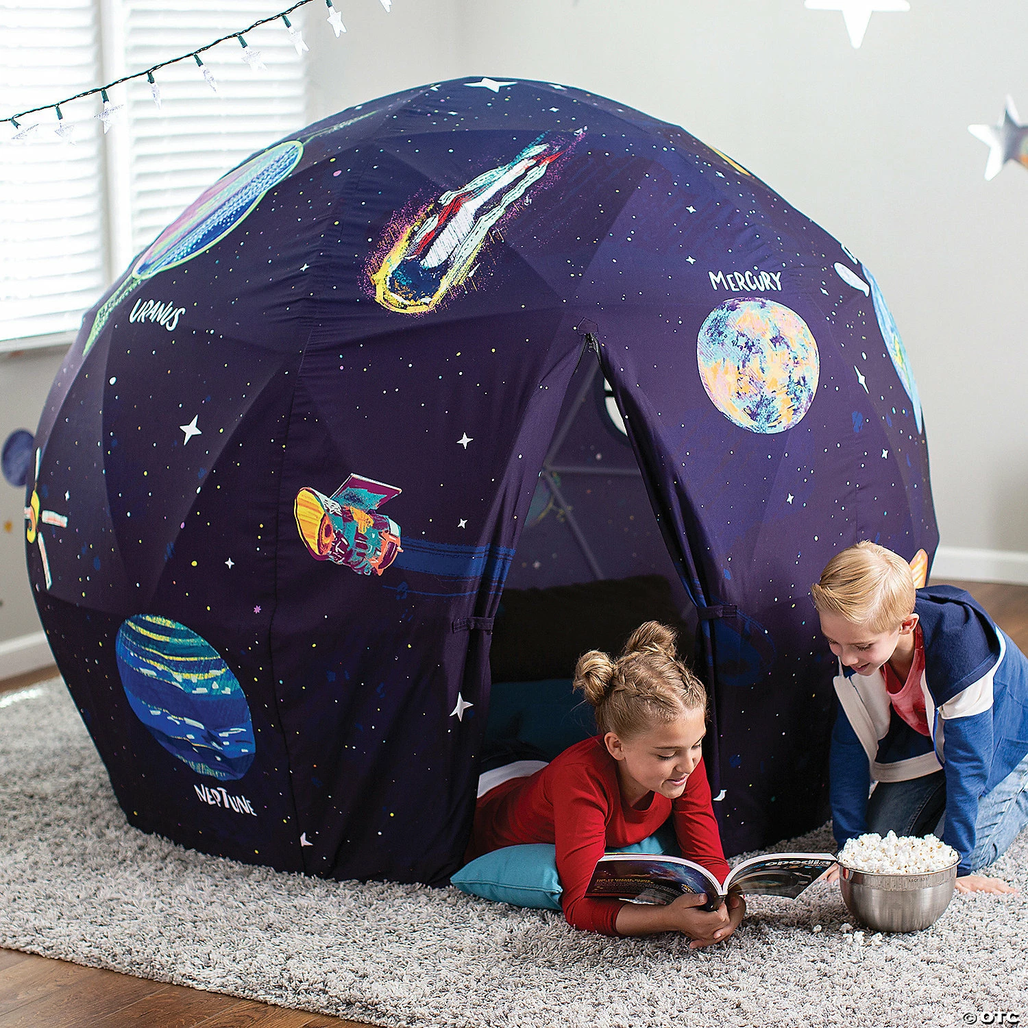 MW Oh So Fun! Deluxe Glow-in-the-Dark Space Fort 3 MW Oh So Fun! Deluxe Glow-in-the-Dark Space Fort